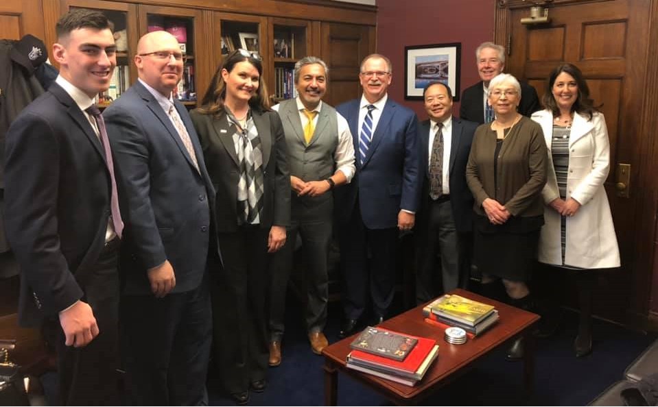 SAFE President and CEO Dave Roughton joins other credit union industry leaders in meeting lawmakers.